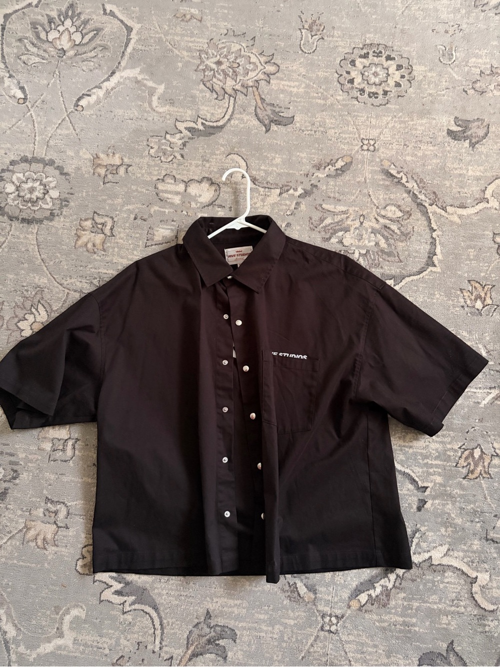 Men's Black Cropped Short-Sleeve Button-Up
